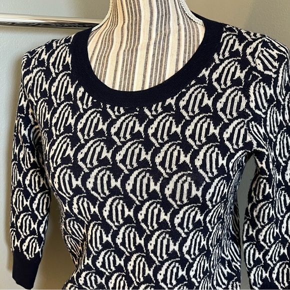 J Crew Womens Vintage Black White Fish Pattern 100% Merino Wool Sweater XXS - Picture 2 of 14
